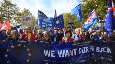 Wielka Brytania po brexicie. Chaos na granicach, ścieki zatruwające wodę i szalejąca inflacja. "Co my zrobiliśmy?!"