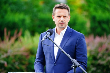 Trzaskowski: nie zgodzę się na likwidację powiatów. Rząd odpowiada