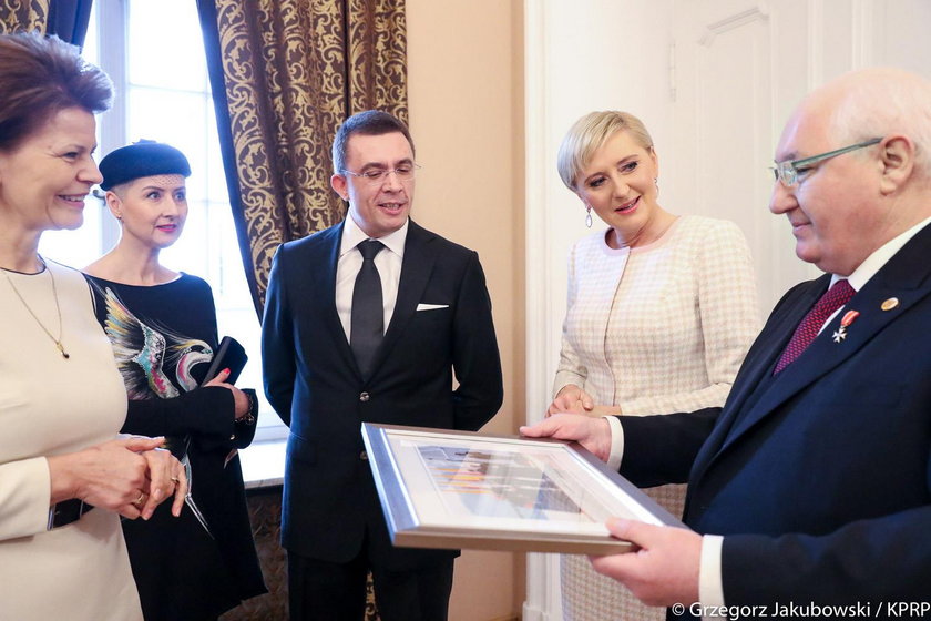 Kupił zdjęcie za 200 tys., więc prezydent go zaprosił 