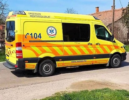 Éppen a barátnőivel beszélgetett, amikor hirtelen összeesett egy nő borsodi otthonában