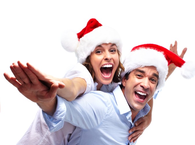 Tryskaj radością. Zapomnij o wydatkach na święta, nie zauważaj bałaganu i zignoruj denerwującego kuzyna. Stres osłabia odporność i zabiera siły witalne. Zamiast biadolić z powodu przypalonego dania, zacznij sobie z tego żartować. Śmiech silnie dotlenia organizm, usprawnia krążenie i skutecznie relaksuje.