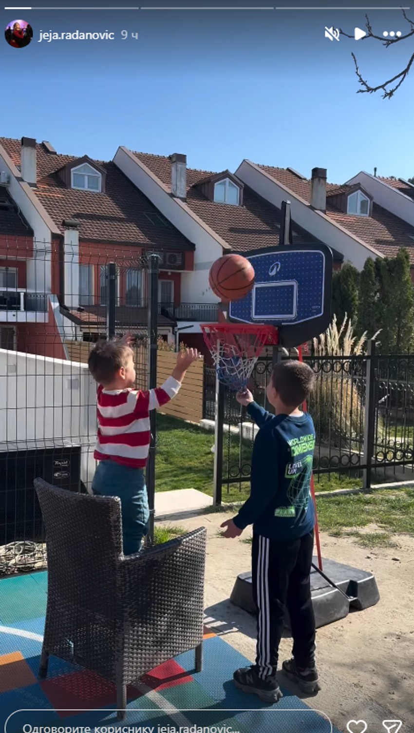 Jelena Radanović podelila sliku iz porodičnog doma