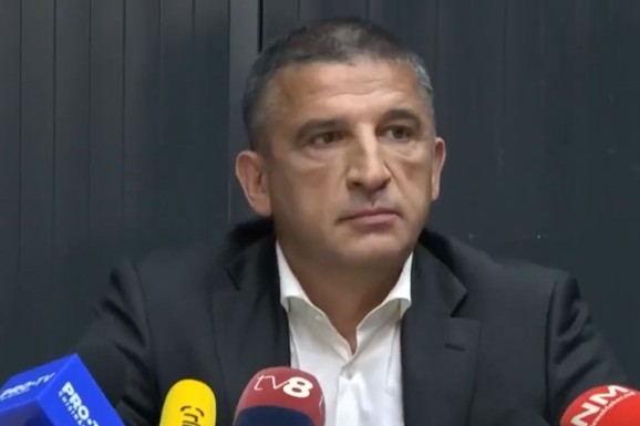 EVO KOLIKO PARA JE DOBIO SVAKI ČLAN ŽIRIJA Dao ostavku zbog poena na Evroviziji, pa otkrio detalje! Prvi čovek moldavskog Javnog servisa poručio: "Ograđujem se od njihovih odluka"