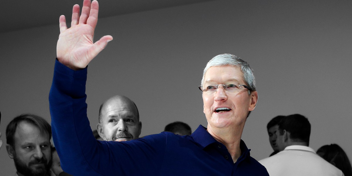 UBS: 'Investors question whether Apple has lost its mojo'