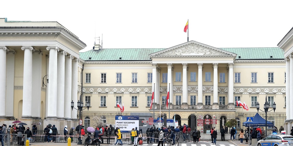 W kategorii gminy – powyżej 100 tys. mieszkańców – najlepiej wypadło nasze miasto, w którym zaszczepiło się 68,79 proc. mieszkańców.