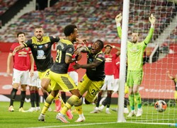 Southampton Bednarka zatrzymał Manchester United