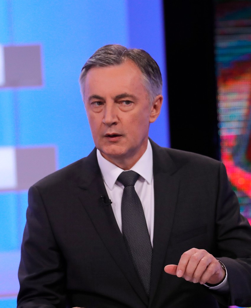 Miroslav Škoro zahteva da Srbija reši pitanje nestalih lica, granice...