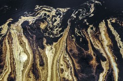 Wyciek 500 ton paliwa po kolizji statków w pobliżu Gibraltaru