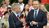 Ten szczegół garderoby Karola Nawrockiego przyciąga uwagę. Kosztowny drobiazg