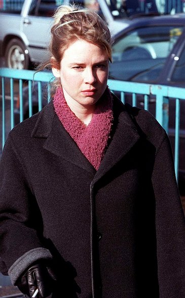 Renée Zellweger na planie filmu "Dziennik Bridget Jones"