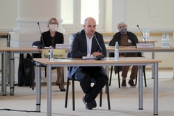 Śpiewak przed komisją weryfikacyjną: Kuratele były rozdawane na prawo i lewo