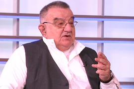 DR PERIŠIĆ upozorava koje navike u ishrani su UBICE IMUNITETA: "Ako želite da budete zdravi, ZA DORUČAK jedite namirnice OVE BOJE"