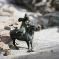 Niezwykłe odkrycie przy ul. Sienkiewicza w Warszawie. Archeolodzy wydobyli pamiątki z filharmonii