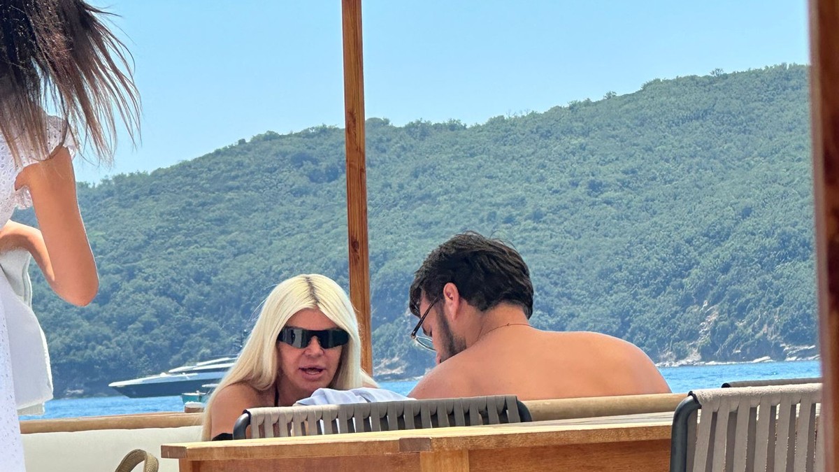 Paparaco, Dara Bubamara sa dečkom