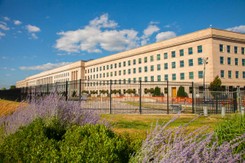 Pentagon: Putin nas nie przeczeka, jesteśmy z Ukrainą na długi czas. Z Polską też