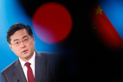 Chiny grożą odwetem. Nie będą "patrzeć na ogień po drugiej stronie rzeki"