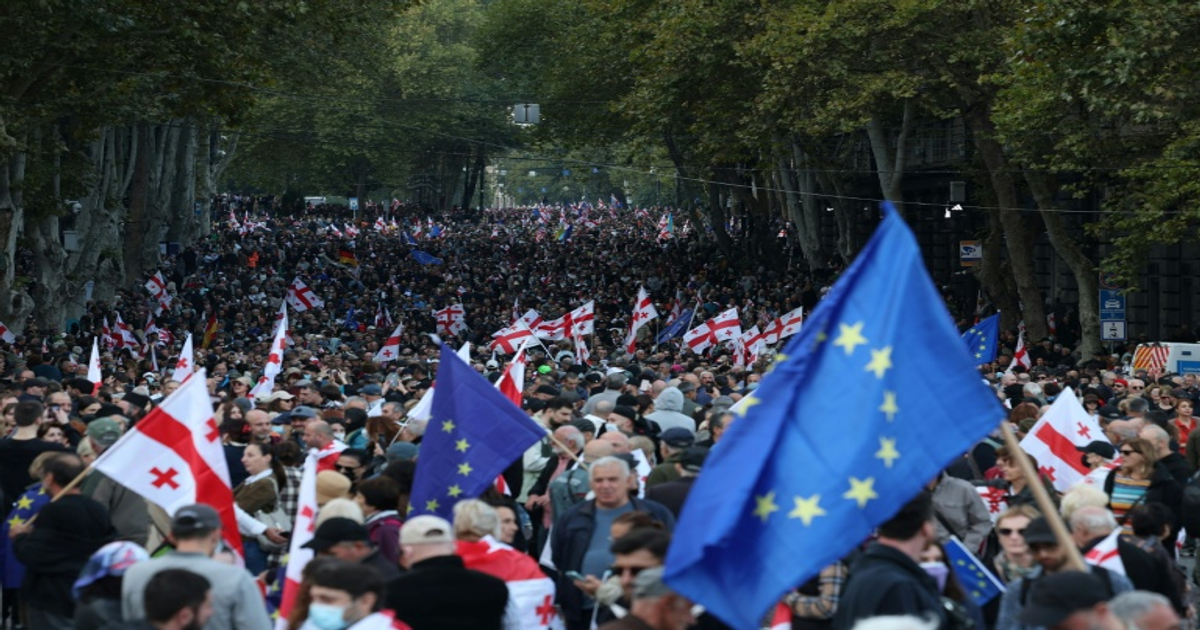 Géorgie : le pouvoir menace l'opposition après les manifestations
