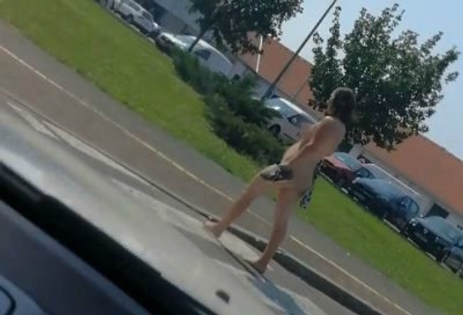 Gola Karlovčanka napravila haos na internetu!
