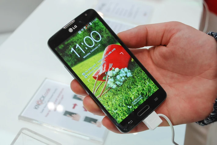 LG L90