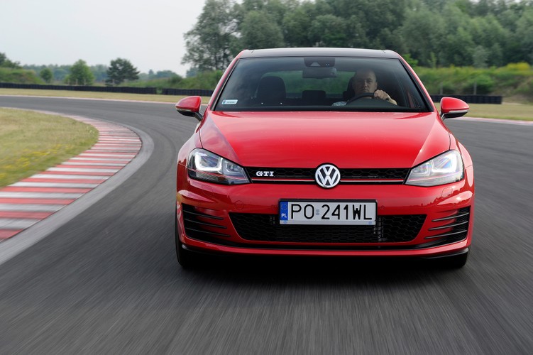 Volkswagen golf - 3. miejsce