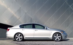 Lexus, BMW, Mercedes, Audi czy Volvo? Oto tłuste sedany na tłusty czwartek