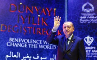 "FT": konfrontacja Turcji z Holandią to prezent dla Erdogana