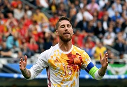 Zespół grający najatrakcyjniejszy futbol zapomniał o sztuce obrony i odpadł