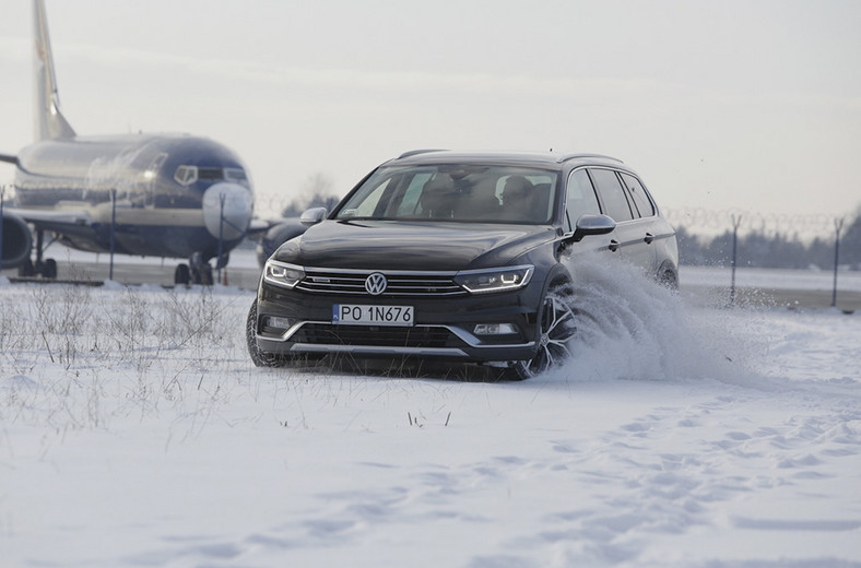 Volkswagen Passat Alltrack - wyższy może więcej