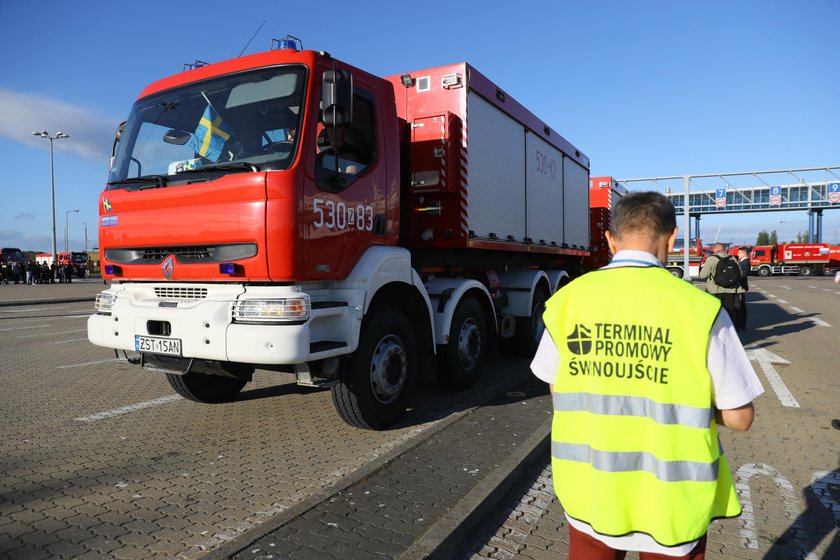 Strażacy, którzy gasili pożary w Szwecji, wrócili do Polski