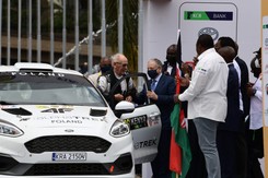 91-letni Sobiesław Zasada jedzie dalej w Rajdzie Safari