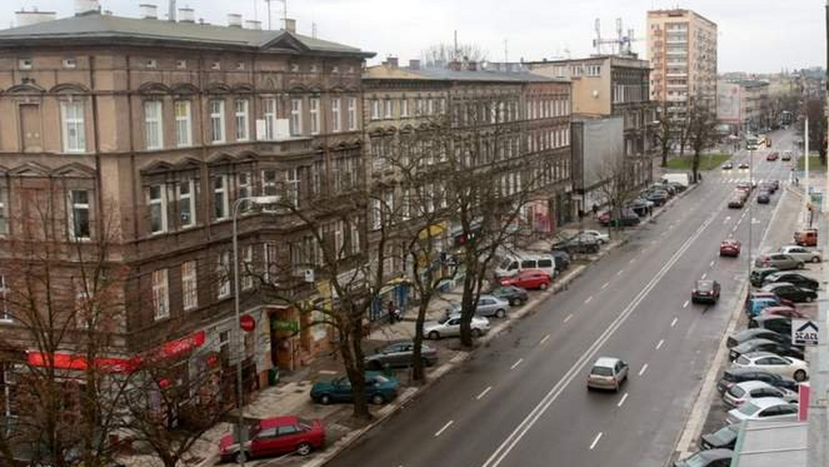 Podczas debaty w Urzędzie Miasta w Szczecinie zaprezentowano sześć sposobów zmiany ruchu na alei Wojska Polskiego. Wiadomo już, że plany zakładają przekształcenie placu Zgody w rondo.