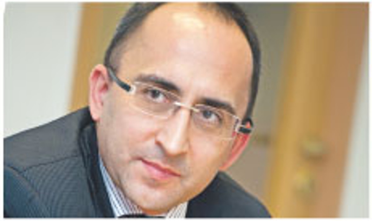 Andrzej Dębiec, partner, kancelaria Lovells