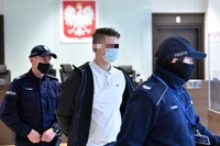 Emil zabił Kubę podczas szkolnej przerwy. "Dobił ofiarę pod tablicą"