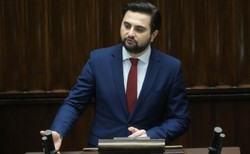 Kaczmarczyk tłumaczy się z ciągnika za 1,5 mln zł: Wolimy inwestować w nowoczesny sprzęt, niż w limuzyny czy ośmiorniczki