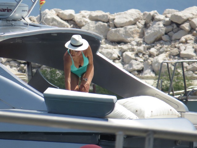 Lepa Brena jahta