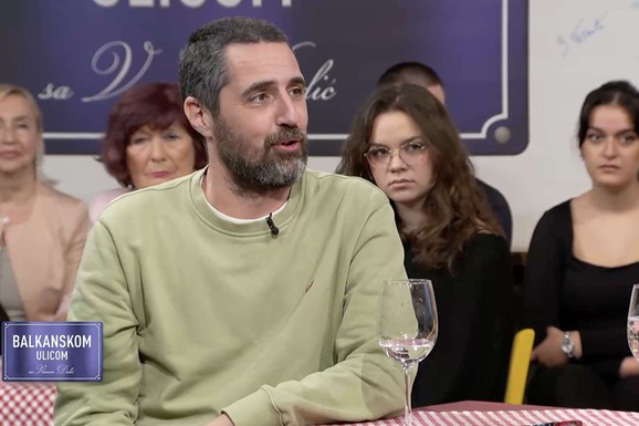 NISAM NEKI ZABAVLJAČ Reditelj Saša Hajduković o uspehu serija "Tvrđava" i "Meso", ali i ženi: "Video sam je na TV, vodila je dečju emisiju"