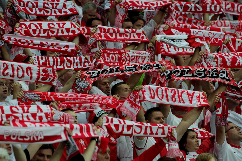 Polscy kibice podczas meczu z Rosją