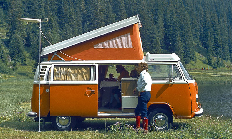 Jak zmieniały się pojazdy kempingowe Volkswagena?