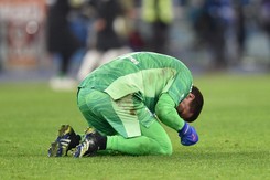 Szczęsny nie zagra o Superpuchar Włoch, bo za późno się zaszczepił