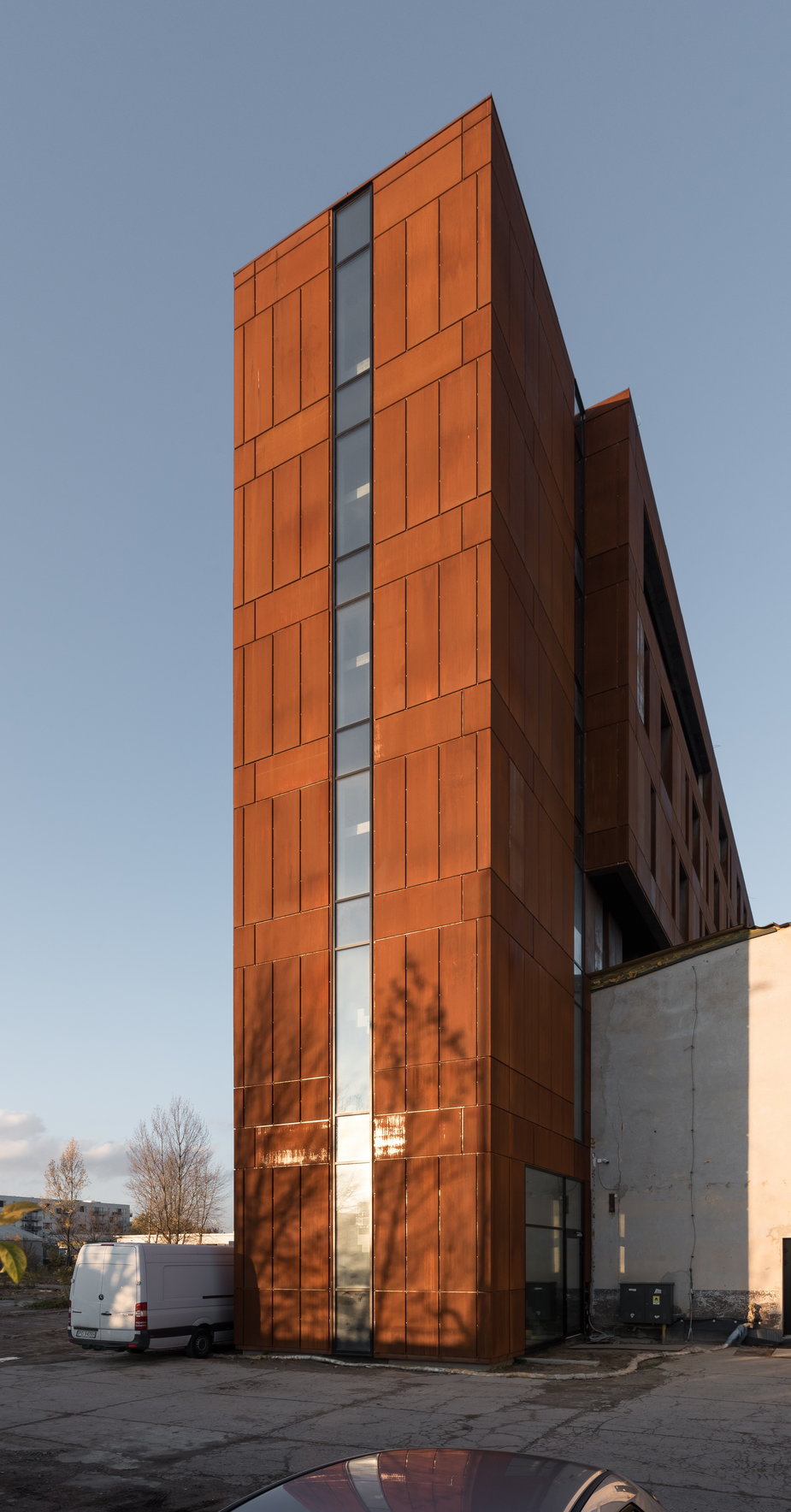 Budynek biurowy w Poznaniu fot.: Przemysław Turlej © Easst Architects