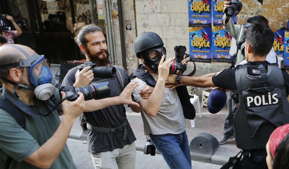 TURKEY GAY PRIDE PARADE (Istanbul LGBT Pride Parade)