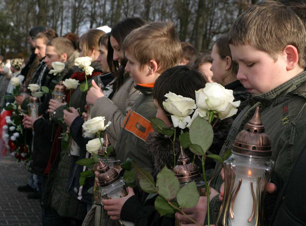 Polska uczciła pamięć ofiar katastrofy