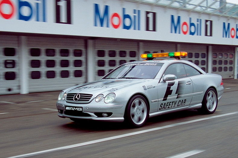 Mercedes SLS AMG to najszybszy safety car świata, ale znalazłem jeszcze kilka ciekawszych