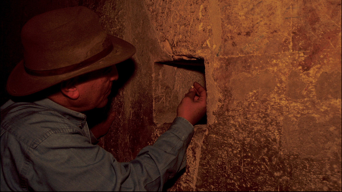 Odkryli tajemnicze drzwi w piramidzie w Egipcie. Mają teorię, dokąd prowadzą