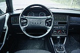 Audi 80 1.8 - Małe, ciasne, ale Audi