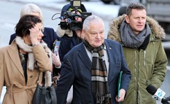 Prezes NBP staje w obronie swych współpracownic: Haniebne, brutalne, prymitywne, seksistowskie pastwienie się nad dwoma matkami