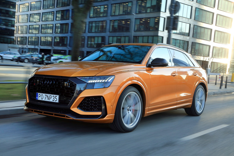 10. Audi RSQ8