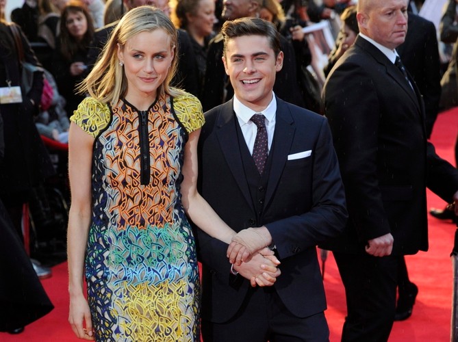 Zac Efron i Taylor Schilling