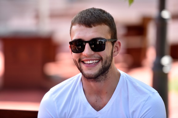 NIŠTA SLAĐE DANAS NISTE VIDELI Veljko Ražnatović podelio sliku sina, jedan detalj sve nasmejao (Foto)