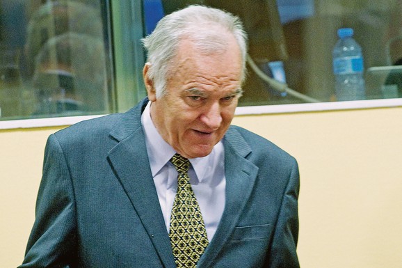 Darko Mladić: Nakon što lekari pregledaju mog oca, podnećemo zahtev za privremeno puštanje